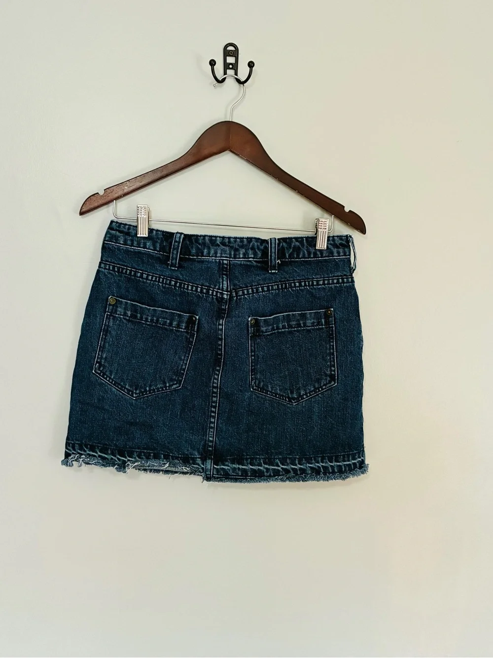 Free People Dark Denim distressed Mini Skirt women’s 6